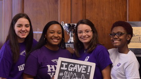 Philanthropy interns played a key role in Give Day. (photo: Kristen Dunham)