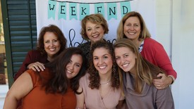 Monica Moreno (Left), Madeline Campo, & Caroline Strand with their mothers for Phi Mu Brunch (photo: )